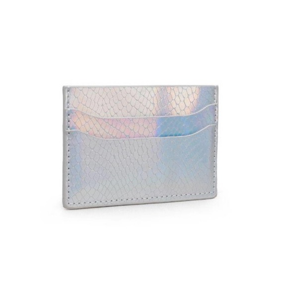 URBAN EXPRESSION Metallic Silver Vegan Leather Card Case Wallet NWT - Picture 1 of 7